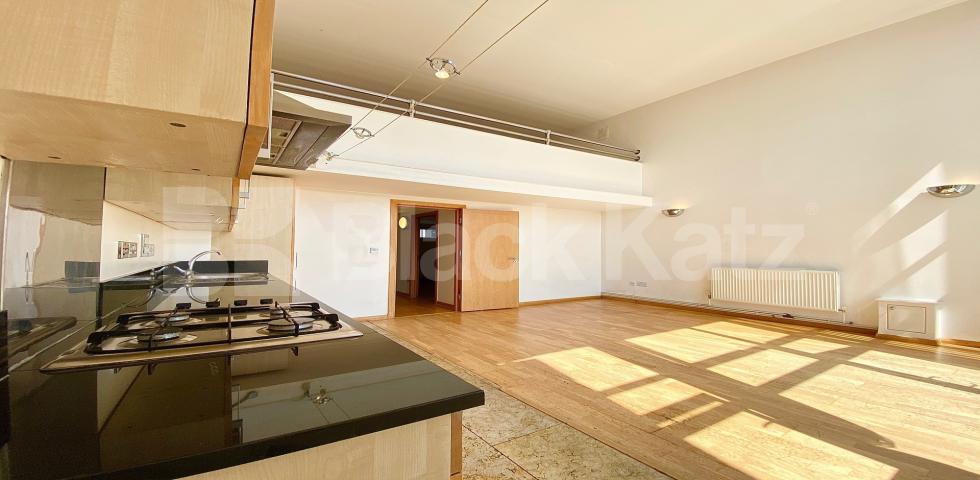 			VIRTUAL TOUR AVAILABLE!, 2 Bedroom, 1 bath, 1 reception Apartment			 ABILITY PLAZA-KINGSLAND ROAD, DALSTON/HAGGERSTON